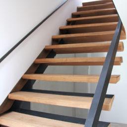 Construire un Escalier de Secours Conforme aux Normes Clamart